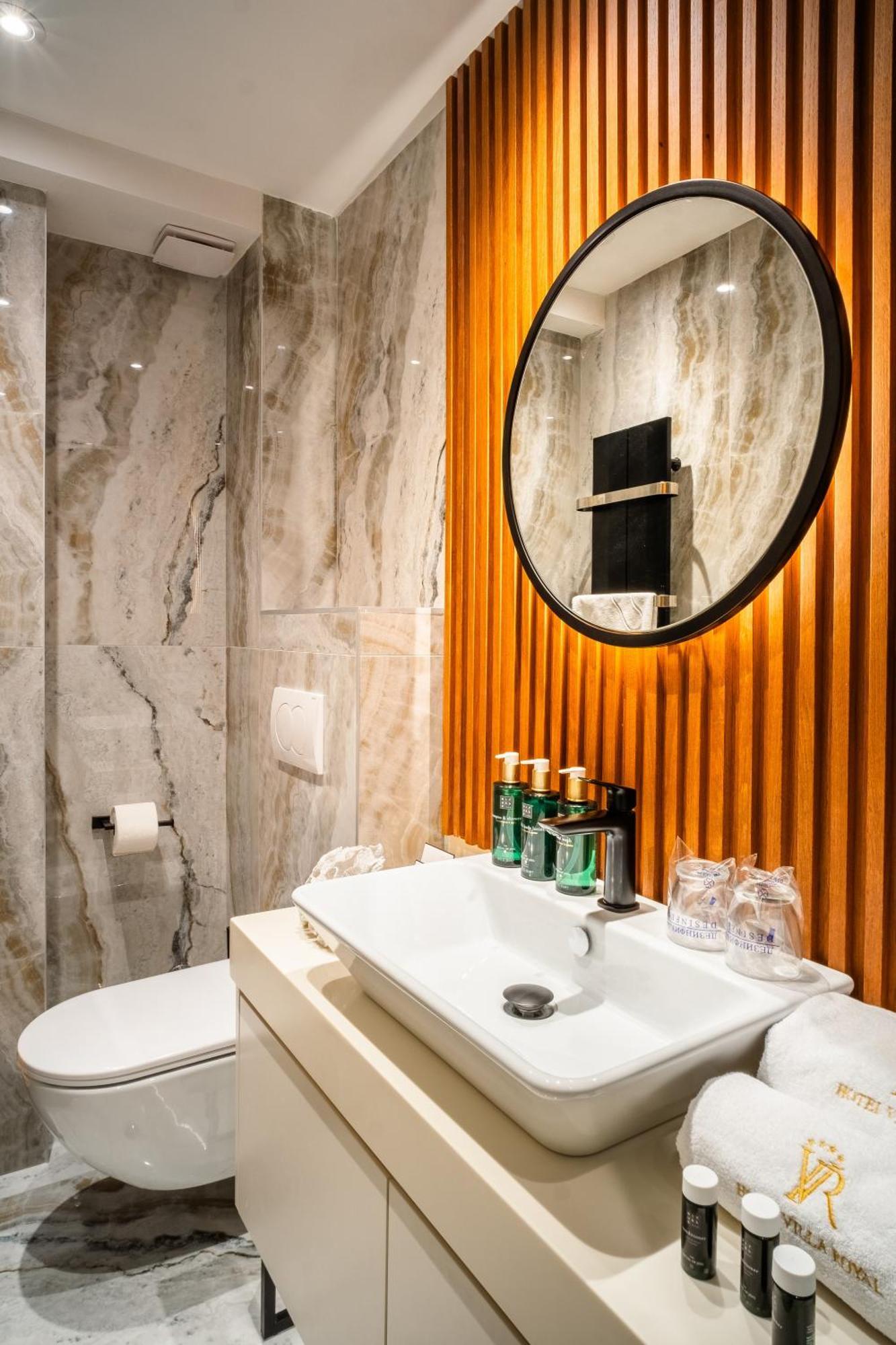Boutique Hotel Villa Royal Tivat Ngoại thất bức ảnh