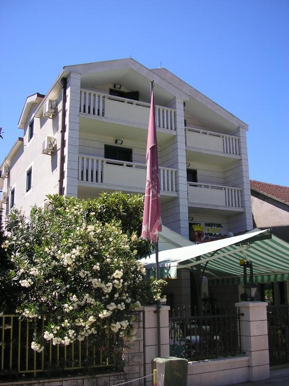 Hotel Villa Royal Tivat Ngoại thất bức ảnh
